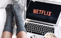 Na Netflixe už nájdeš prvé filmy a seriály s českým dabingom