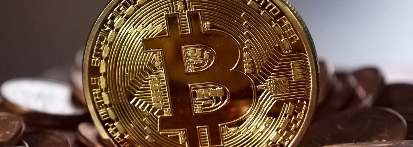 Na pátranie po tvorcovi Bitcoinu už vyzbierali skoro 100-tisíc eur. Chcú najať detektívov v USA, Rusku či Japonsku