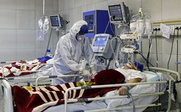 Na Slovensku máme opäť pacientku s koronavírusom v kritickom stave