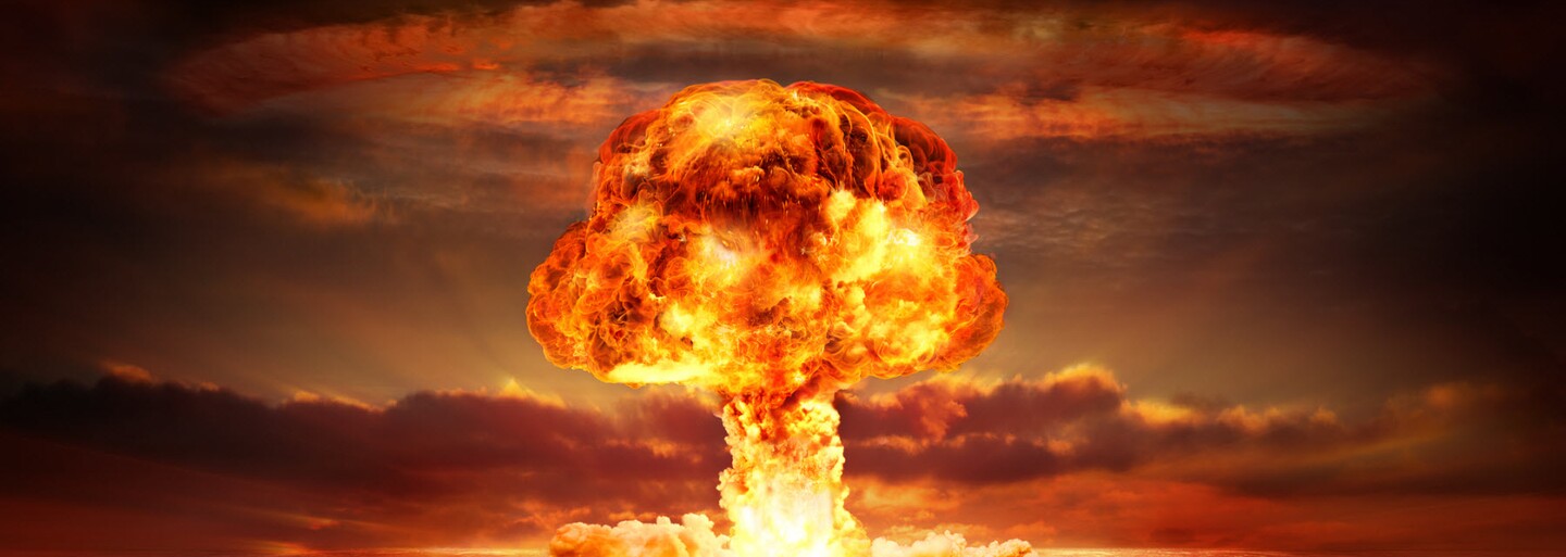 Na světě je 15 000 atomovek. Výbuch všech najednou by ze Země odnesl všechno světlo i život