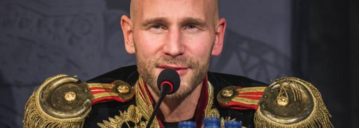 Na turnaji OKTAGON 29 bude bojovať majiteľ striptízového baru a bývalý člen Hells Angels. Čo ešte bude na tejto akcii? (Rozhovor)