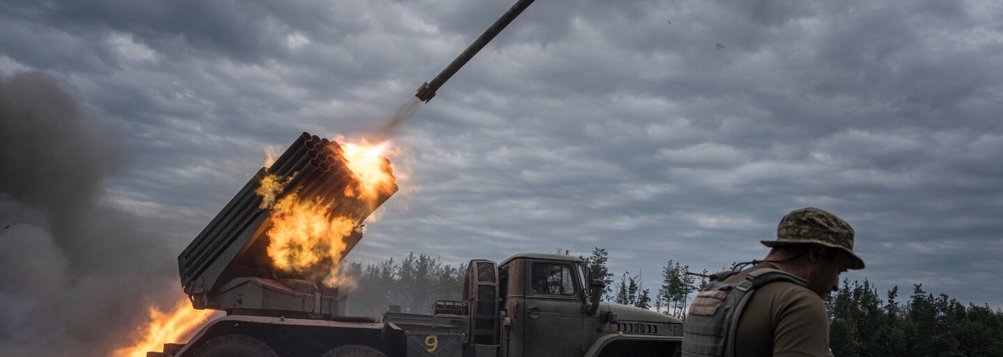 Na území Běloruska dopadla údajně ukrajinská raketa. Jde o propagandu, říká novinářka