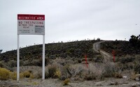 Naběhnout do Area 51 se chystají 2 miliony lidí, ale tamní okres má jen dvě čerpací stanice. Ani hotelových pokojů není dost