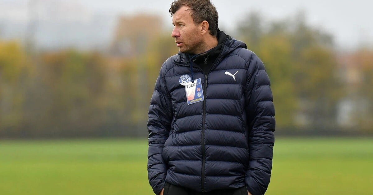 Skandál v českém fotbalu: Kouč si natáčel hráčky Slovácka ve sprše, hrozí mu doživotní zákaz trénování