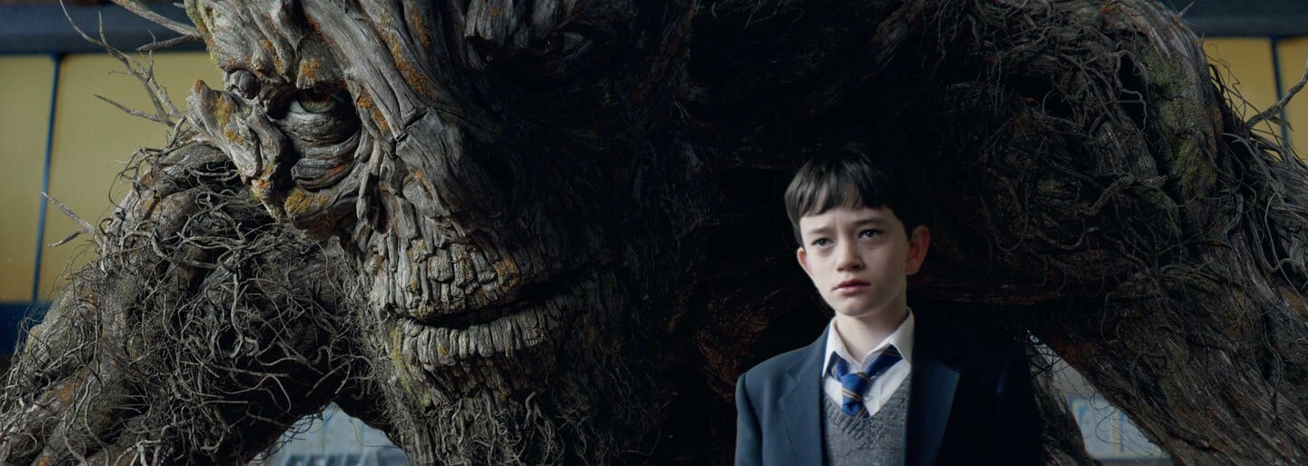 Nádherne vyzerajúci fantasy príbeh A Monster Calls odhaľuje ďalšiu emotívnu a vizuálne strhujúcu porciu záberov