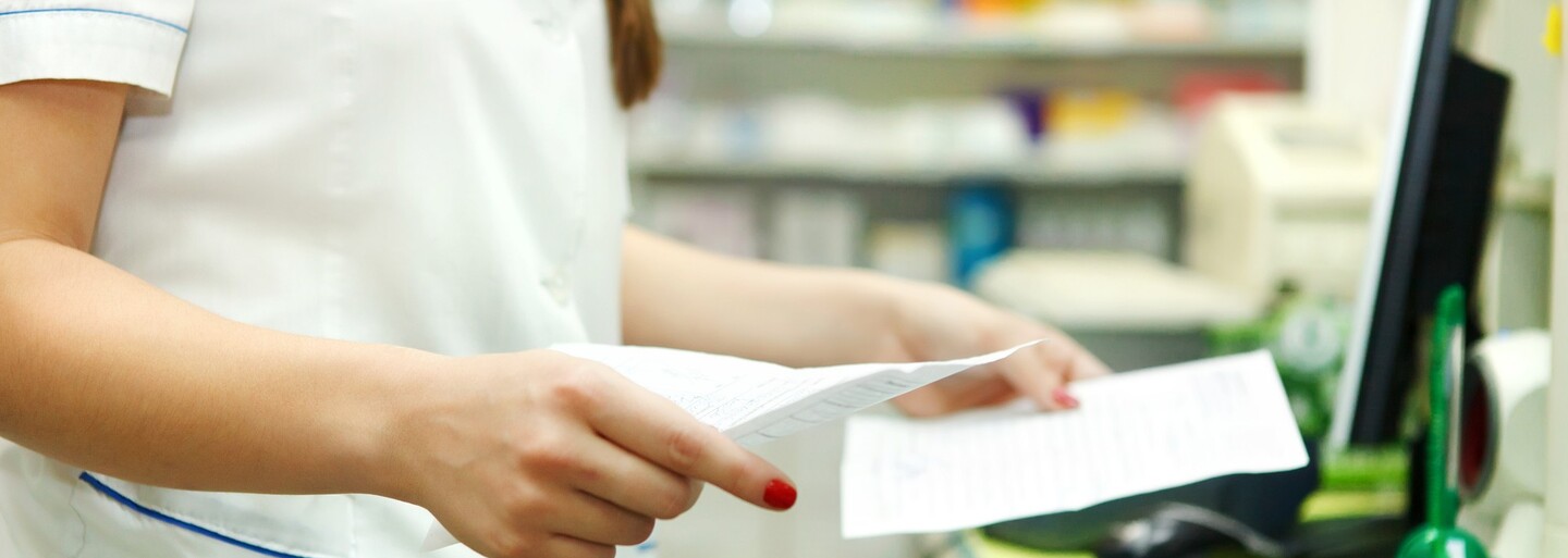Nadužívání antibiotik zabije v Česku více lidí než dopravní nehody. Zjistili jsme, proč je jich v lékárnách nedostatek