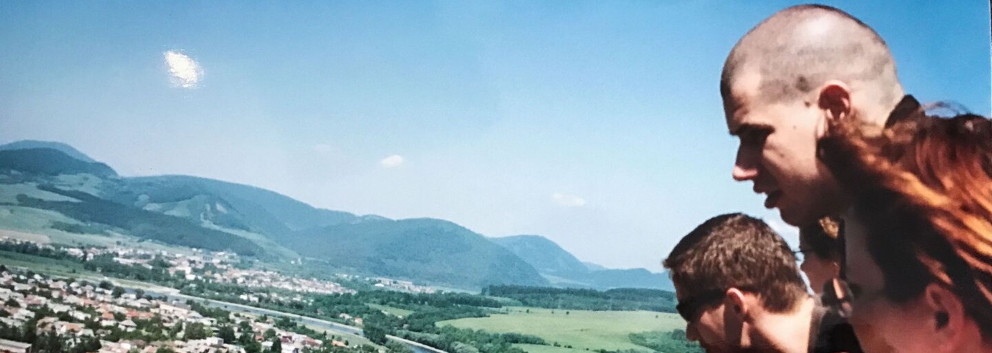Nahlédněte s námi na skoro 20 let staré snímky PSH i Kontrafaktu z objektivu pražského režiséra a writera Romea, který stál u zrodu scény