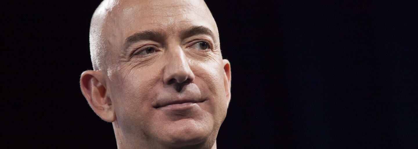 Nejbohatší člověk na světě Jeff Bezos končí v čele Amazonu. Za vteřinu vydělá tolik, co běžný Američan za týden