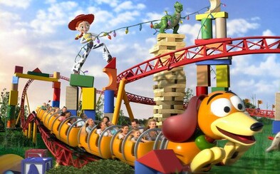 Najedzte sa u kovboja Woodyho alebo si zajazdite na tematickej horskej dráhe! Svet Walta Disneyho predstaví atrakcie z univerza Toy Story Najedzte sa u kovboja Woodyho alebo si zajazdite na tematickej horskej dráhe! Svet Walta Disneyho predstaví atrakcie z univerza Toy Story
