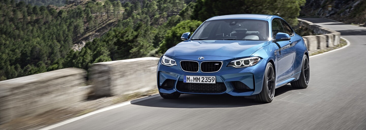 Najmenšie ostré BMW prichádza. M2-ka ponúkne mimoriadne agresívne tvary a až 370 koní!