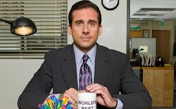Najsledovanejším seriálom na Netflixe je The Office. Číslami prekonal aj Priateľov