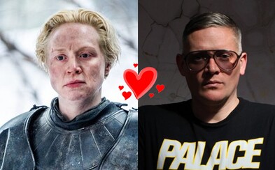 Hvězdy z Game of Thrones vypadají se svými opravdovými partnery úsměvně. Spojení Brienne a Tormunda není příliš reálné Hvězdy z Game of Thrones vypadají se svými opravdovými partnery úsměvně. Spojení Brienne a Tormunda není příliš reálné