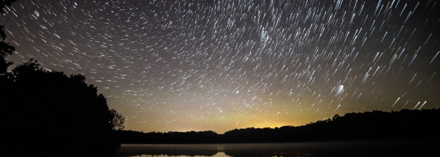 Najvýdatnejší meteorický roj vyvrcholí dnes v noci. Vidieť by malo byť až 100 meteorov za hodinu