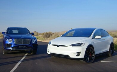Nejvýkonnější SUV na světě, 608koňová Bentayga ve sprintu proti nejsilnější Tesle Model X P90D Nejvýkonnější SUV na světě, 608koňová Bentayga ve sprintu proti nejsilnější Tesle Model X P90D