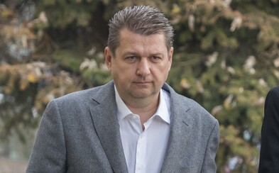 NAKA obvinila Ladislava Bašternáka. Má ísť o podvody s daňami v súvislosti s Bonaparte, kde roky býval Robert Fico NAKA obvinila Ladislava Bašternáka. Má ísť o podvody s daňami v súvislosti s Bonaparte, kde roky býval Robert Fico
