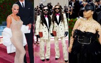 Naklonovaný Jared Leto či Kendall Jenner s odhalenými bradavkami. Toto sú najlepšie róby na Met Gala 2022