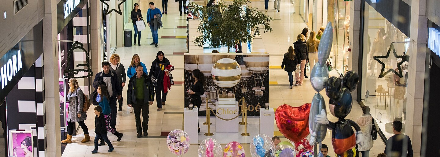 Nákupní centrum vytvořilo rychlý pruh pro zaneprázdněné. Odteď jim už pomalí nakupující nebudou překážet