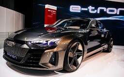 Namiesto Incheby a Agrokomplexu sme vyskúšali autosalón vo Viedni. Toto sú jeho plusy a mínusy