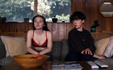 Namísto zabití své spolužačky se do ní psychopat James zamiluje. Netflix vydal další bravurní seriál, který milují kritici i diváci Namísto zabití své spolužačky se do ní psychopat James zamiluje. Netflix vydal další bravurní seriál, který milují kritici i diváci