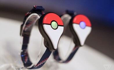 Náramek Pokémon GO Plus ti ušetří baterii a lovit díky němu můžeš i s mobilem v kapse Náramek Pokémon GO Plus ti ušetří baterii a lovit díky němu můžeš i s mobilem v kapse