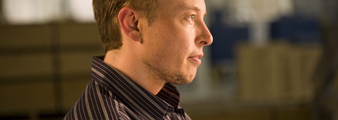 Náš mozog a počítač budú jedno. Elon Musk chce implantátmi premeniť ľudí na nadľudských polorobotov