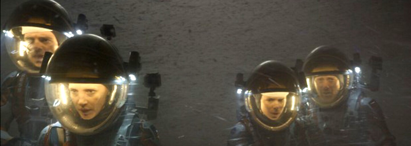 NASA hlási, že Matt Damon je mŕtvy, on je však Marťan a rozhodol sa prežiť na mŕtvej planéte