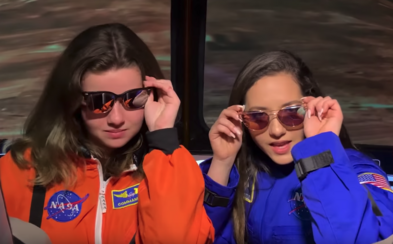 NASA vydává remix na skladbu Ariany Grande. Oslavuje, že vesmírnou misi na Měsíc absolvuje žena NASA vydává remix na skladbu Ariany Grande. Oslavuje, že vesmírnou misi na Měsíc absolvuje žena