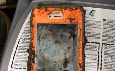 Našel iPhone na dně dříve zamrzlého jezera a zjistil, že stále funguje. Vypátrat se mu podařilo i původního majitele Našel iPhone na dně dříve zamrzlého jezera a zjistil, že stále funguje. Vypátrat se mu podařilo i původního majitele