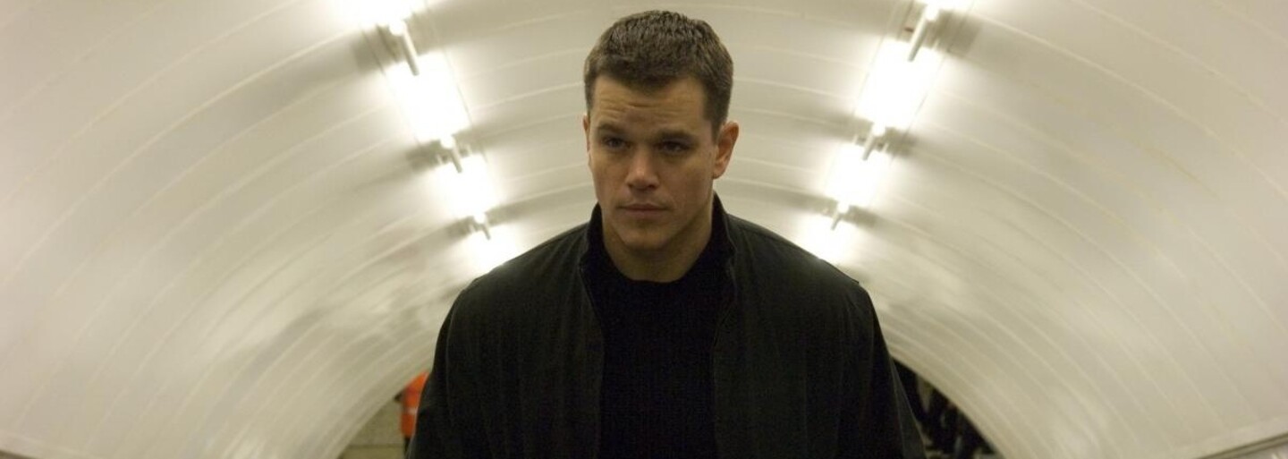 Našlapaný Jason Bourne pripomína svoju premiéru novými ukážkami