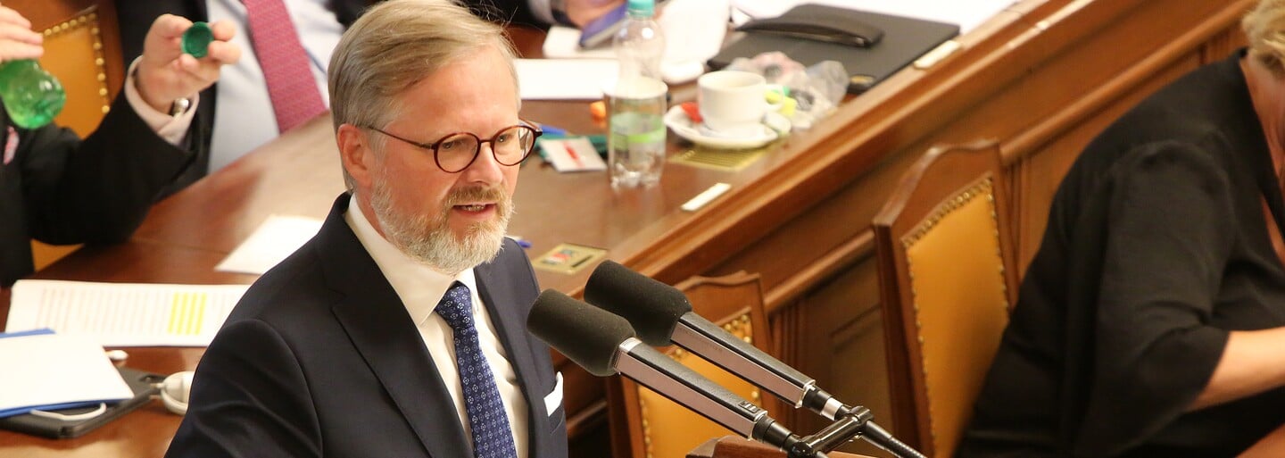 Nedůvěra vládě vyslovena nebyla. Podívej se, jak kdo hlasoval