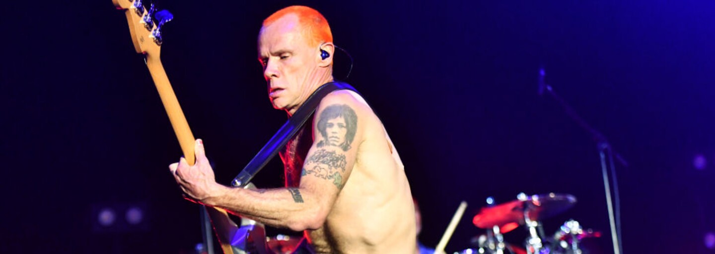 Nejlepší alba týdne: The 1975 hledají lásku, Tove Lo boří patriarchát a RHCP oslavují osmdesátky