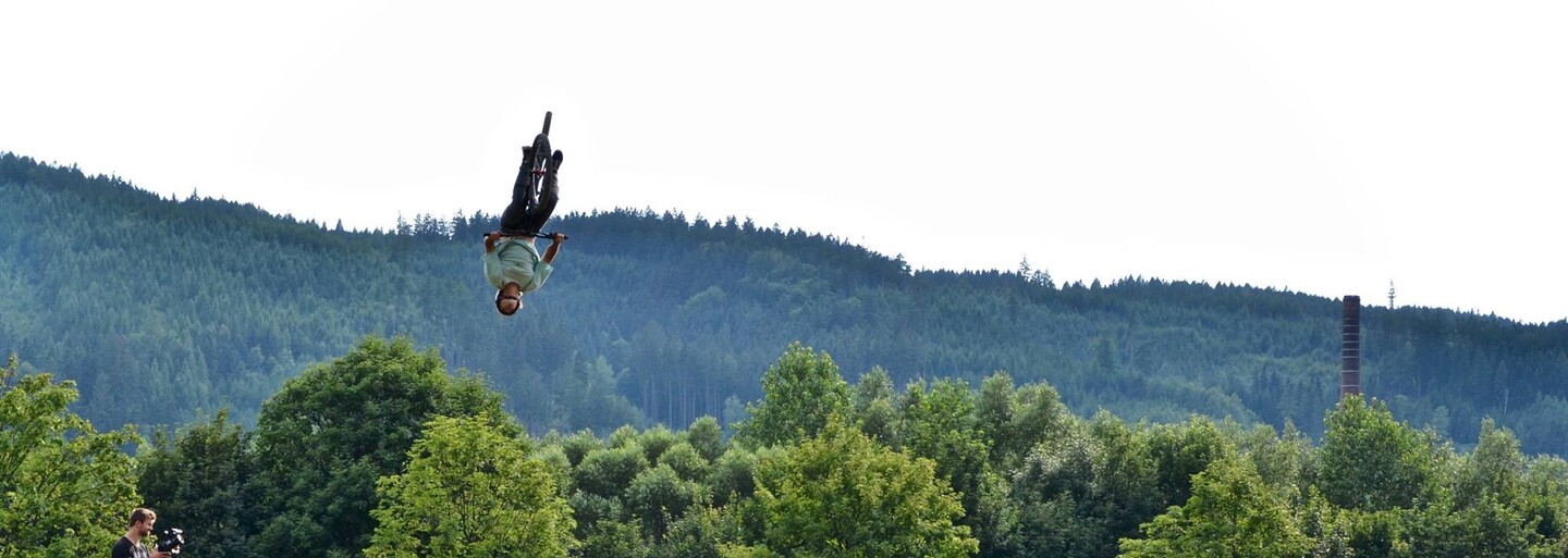 Největší bike závod svého druhu v České republice? Blíží se jubilejní 10. ročník FFT Slopestyle
