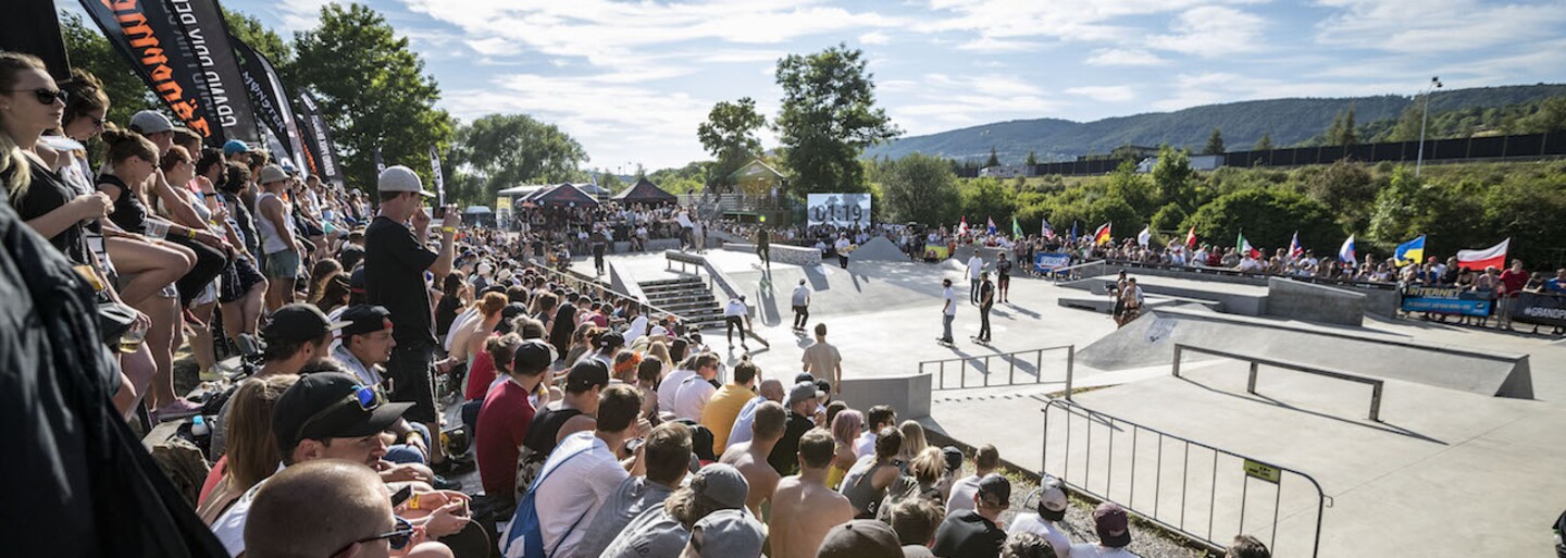 Největší skateboardoví profíci ukáží své umění v sobotu v Berouně. Vystoupí také Pil C nebo Rest