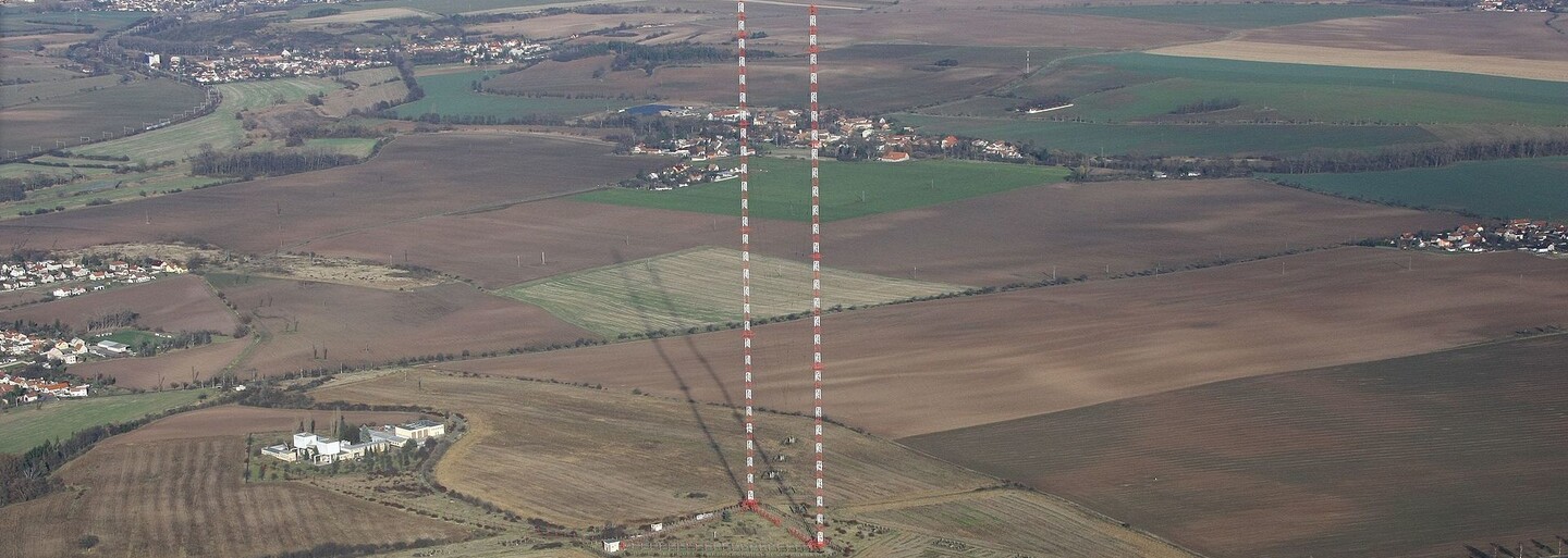 Nejvyšší stavba v Česku má jít k zemi. Vysílač v Liblicích ale chtějí zachránit místní