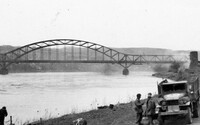 Německo chce obnovit most u Remagenu, který se zřítil během 2. světové války