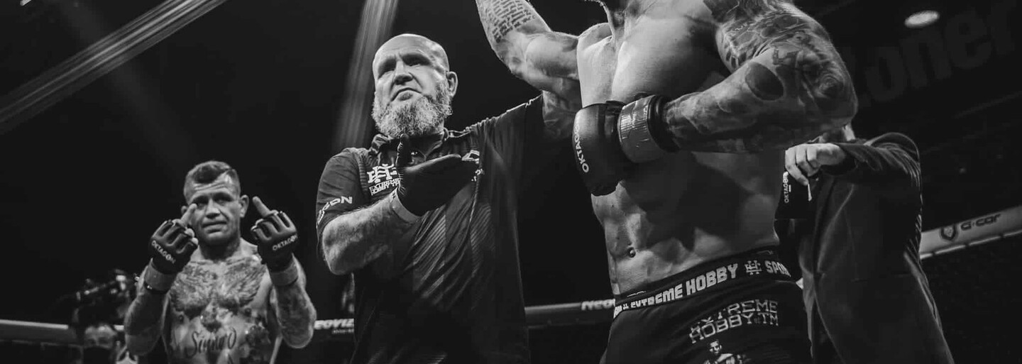Nenáviděný i milovaný MMA bojovník Vašek „Baba Jaga“ Mikulášek: Hejterům se směju, co dokázali oni? (Rozhovor)