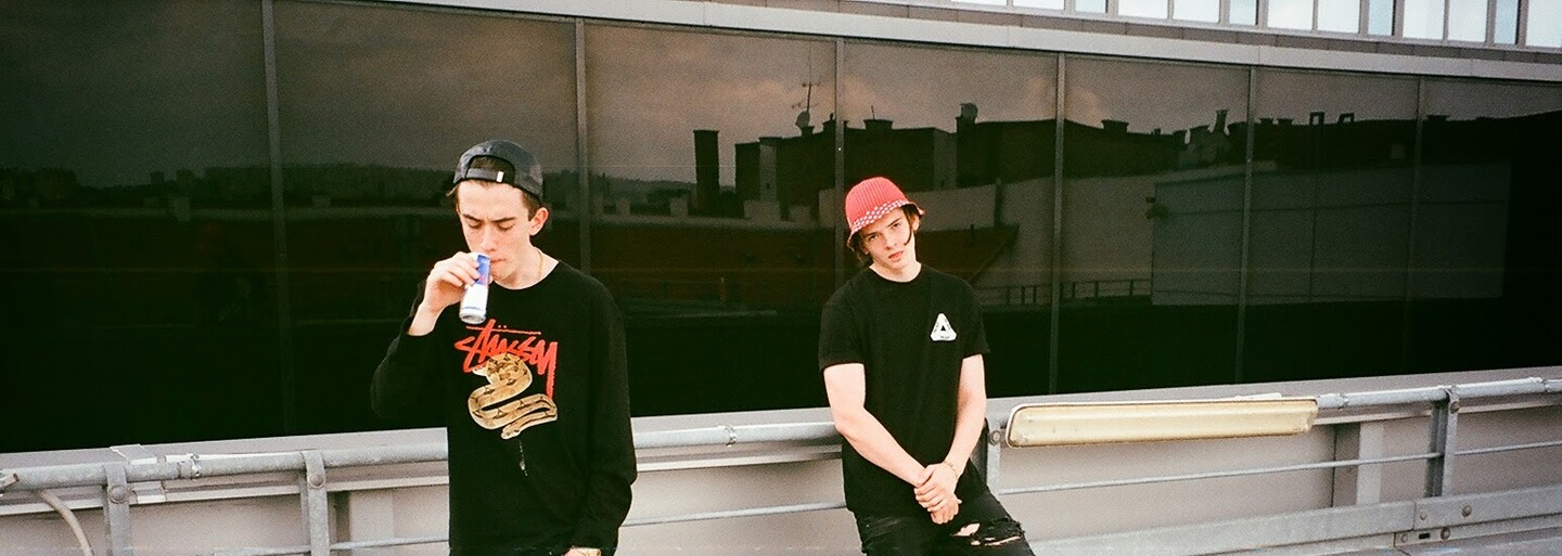 Nenechaj si ujsť Trippin plný energie v podaní Haha Crew už túto chladnú piatkovú noc