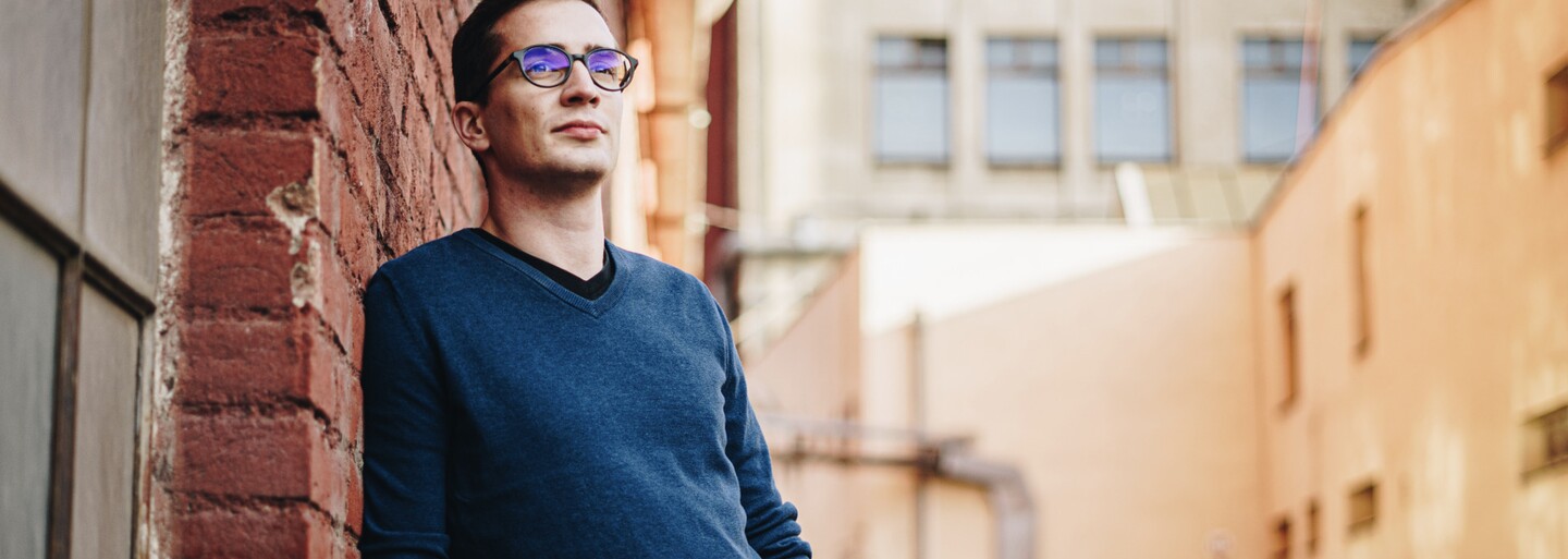 Není problém věci vyhodit, ale zabránit jim v návratu. Minimalismus je nástroj, který mi má usnadnit život, říká minimalista Alvin