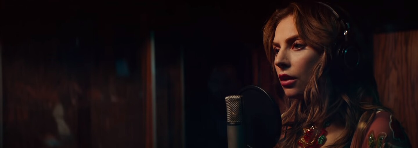 Neodolateľná Lady Gaga v A Star Is Born od Bradleyho Coopera dokazuje, že nás čaká romantická dráma roku