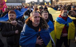 Neprodleně opusťte Ukrajinu, vyzvala americká ambasáda své občany