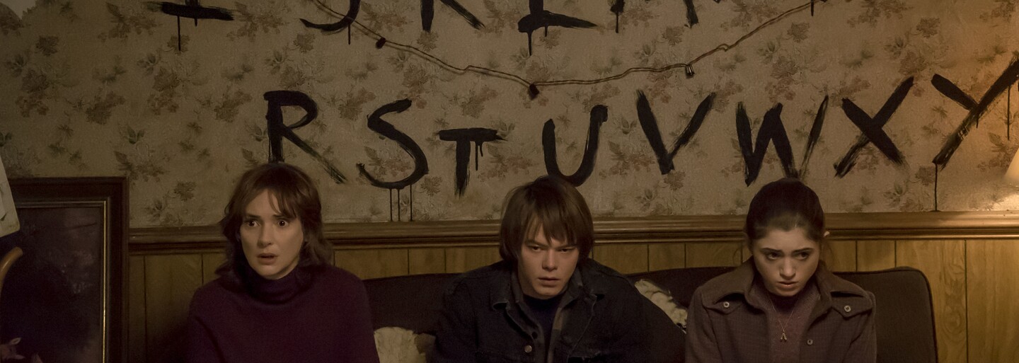 Netflix potvrdzuje 2. sériu pre perfektný seriál Stranger Things. Vrátia sa pôvodné postavy?