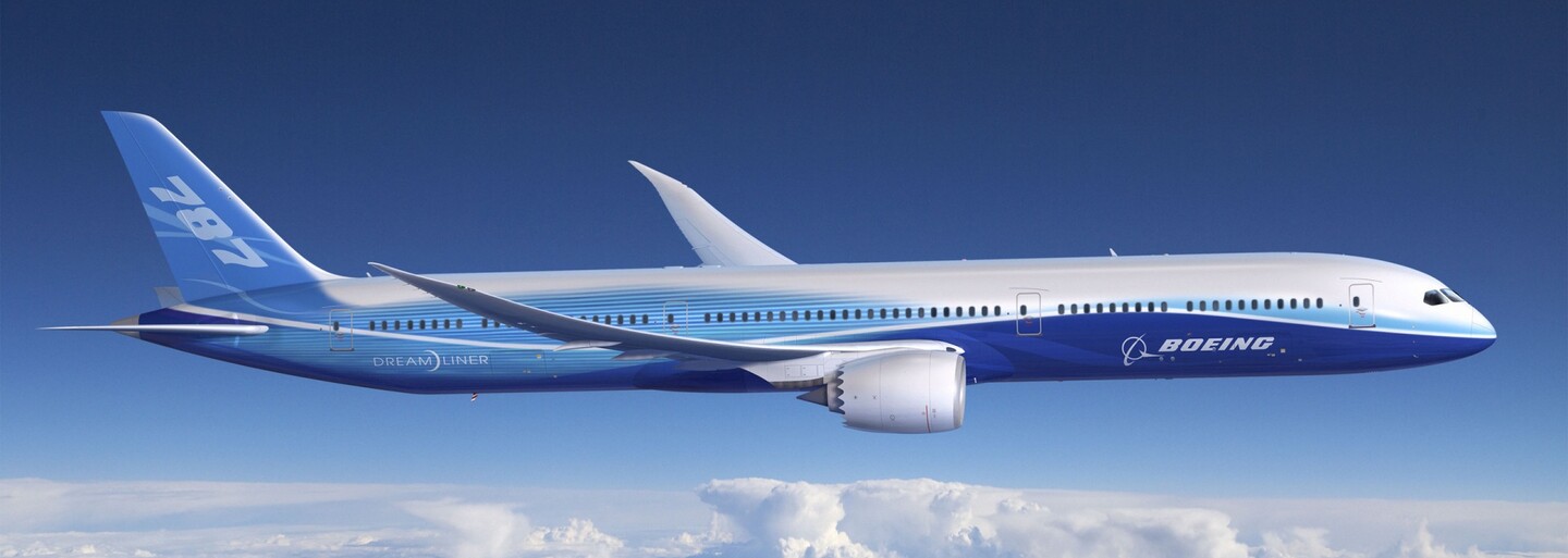 Neuveriteľný, takmer vertikálny vzlet Boeingu 787-9 Dreamliner zachytený na videu pred parížskou leteckou šou
