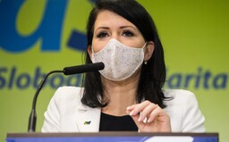 Nevidím žiaden dôvod na odchod zo strany, ktorej vízie a hodnoty plne zdieľam, vraví Jana Bittó Cigániková