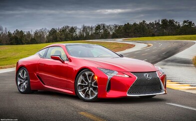 Nie, toto nie je koncept, ale sériový Lexus LC 500 s 5-litrovou V8-čkou pod krásnymi plechmi! Nie, toto nie je koncept, ale sériový Lexus LC 500 s 5-litrovou V8-čkou pod krásnymi plechmi!