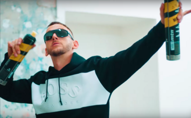 Nikdo z mý generace není fresh jako já, vzkazuje Hugo Toxxx v novém singlu Nikdo z mý generace není fresh jako já, vzkazuje Hugo Toxxx v novém singlu