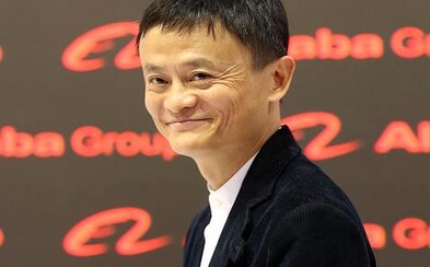 Nikto ho nechcel zamestnať a neprijali ho ani do KFC. Zakladateľ Alibaby je dnes najbohatším človekom v Číne, ale v mladosti šťastie nemal Nikto ho nechcel zamestnať a neprijali ho ani do KFC. Zakladateľ Alibaby je dnes najbohatším človekom v Číne, ale v mladosti šťastie nemal