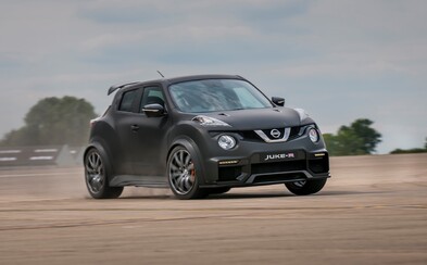 Nissan odhalil brutálný 600-koňový Juke s motorom z GT-R Nismo a zároveň dosahuje nový svetový rekord! Nissan odhalil brutálný 600-koňový Juke s motorom z GT-R Nismo a zároveň dosahuje nový svetový rekord!