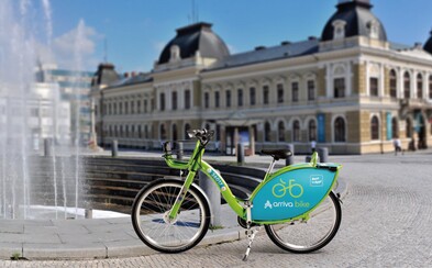 Nitra je ďalším slovenským mestom so zdieľanými bicyklami! Uložené sú v desiatich stanovištiach a požičať si ich môžeš za symbolickú sumu Nitra je ďalším slovenským mestom so zdieľanými bicyklami! Uložené sú v desiatich stanovištiach a požičať si ich môžeš za symbolickú sumu