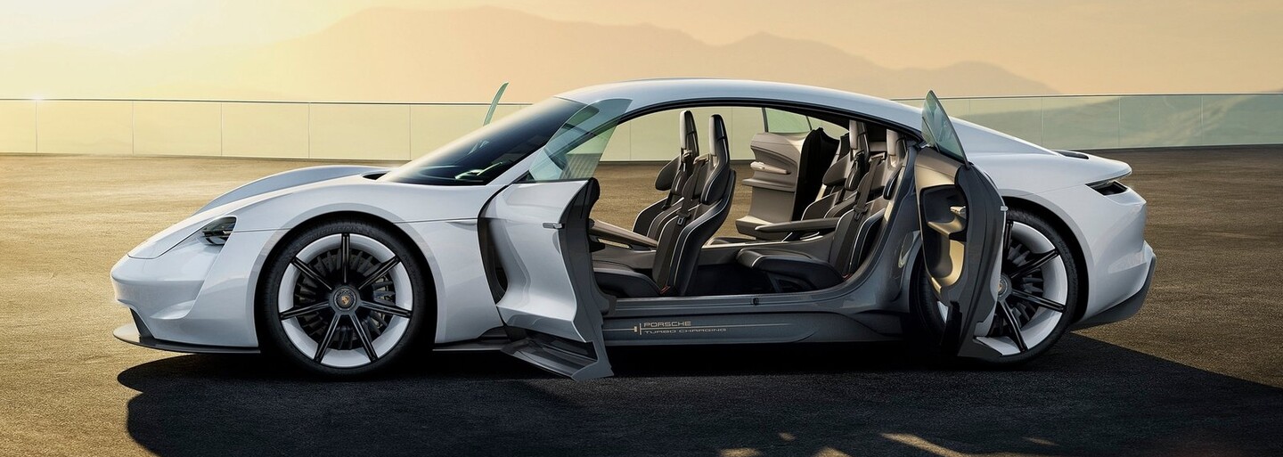 Nová Octavia, revolučné BMW či elektrické Porsche. Toto je 10 najväčších noviniek roka 2019