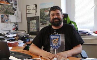 Novotný reaguje na projekt Dejdara: Teď mě poslouchej Dejdare, ty věčná, pokrytecká p**o Novotný reaguje na projekt Dejdara: Teď mě poslouchej Dejdare, ty věčná, pokrytecká p**o